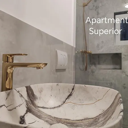 Little Paradise * Pola